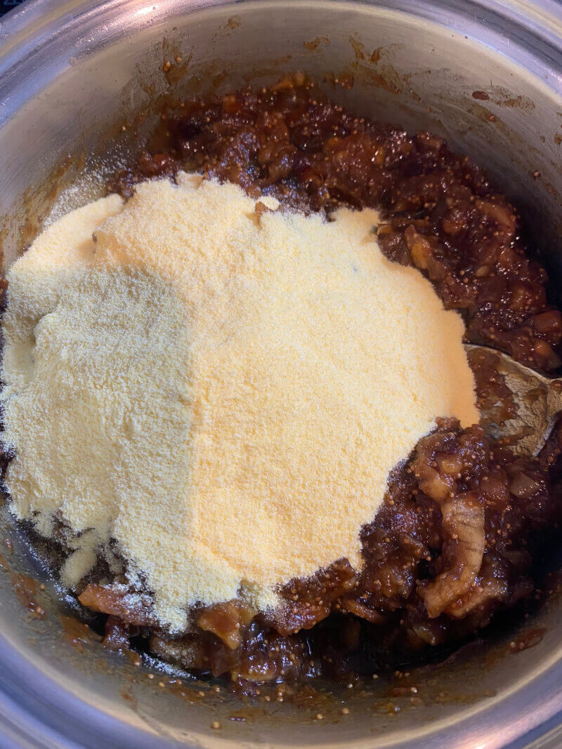 コーンミール投入